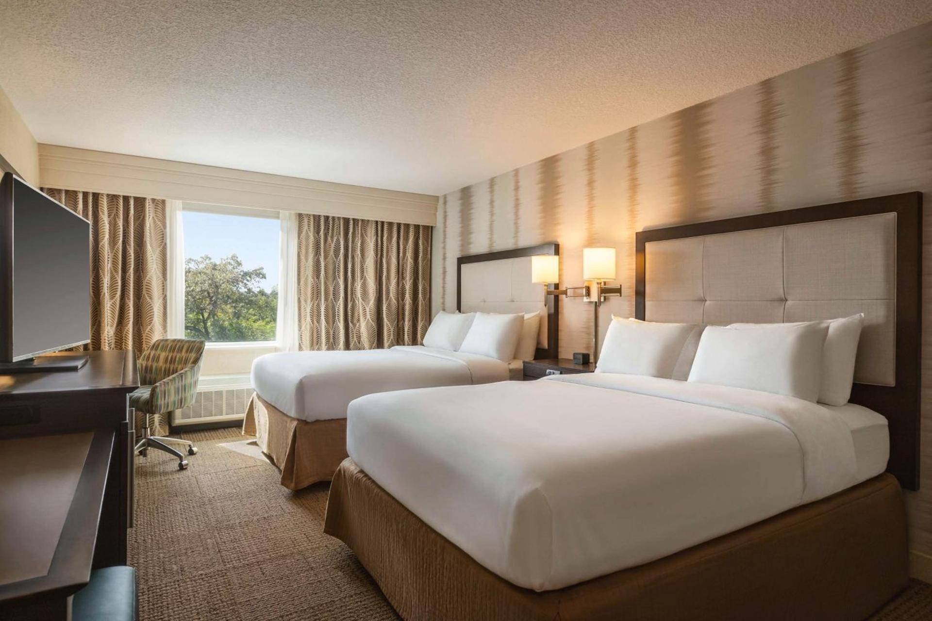 Hampton Inn Pembroke Pines photo 21