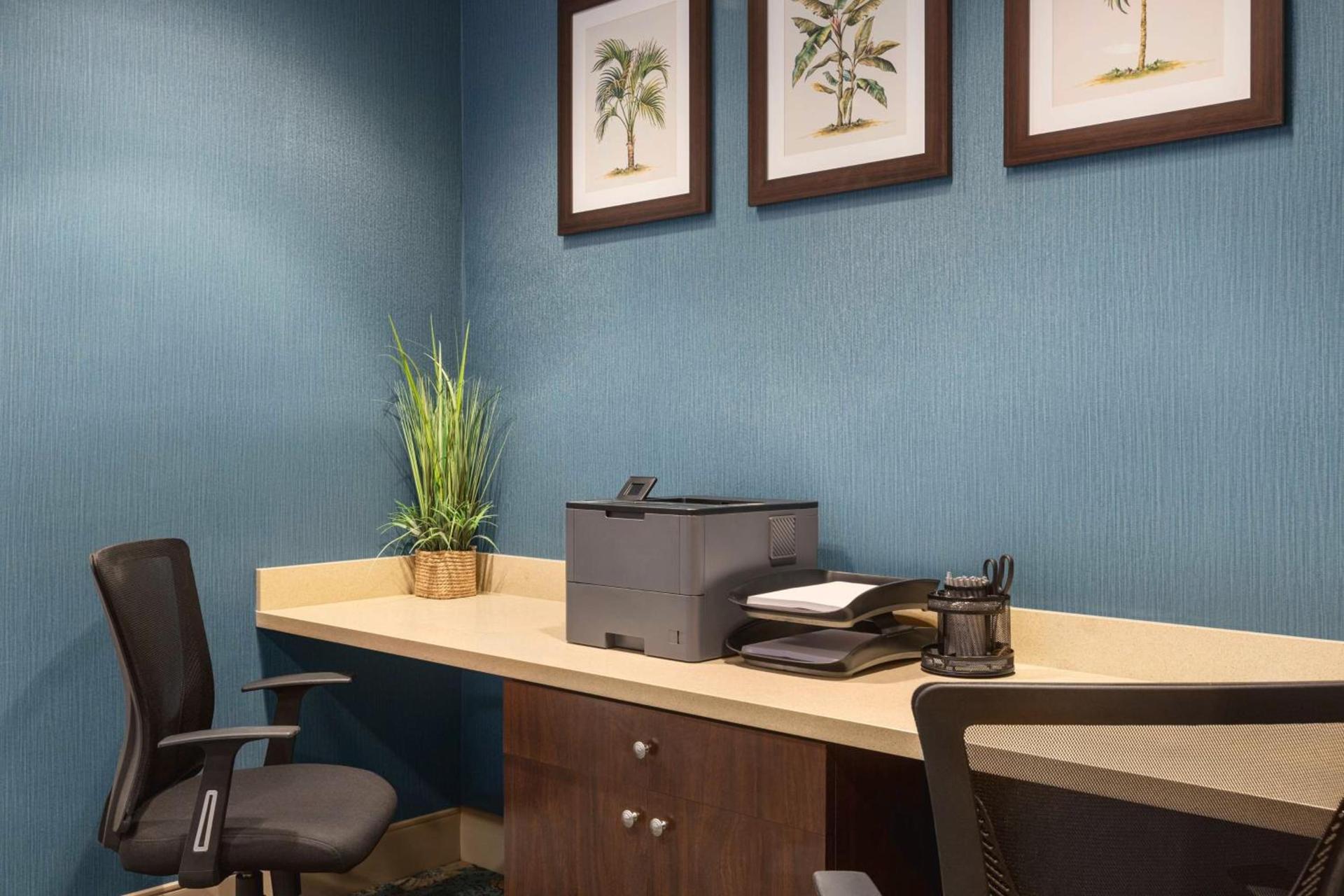 Hampton Inn Pembroke Pines photo 30
