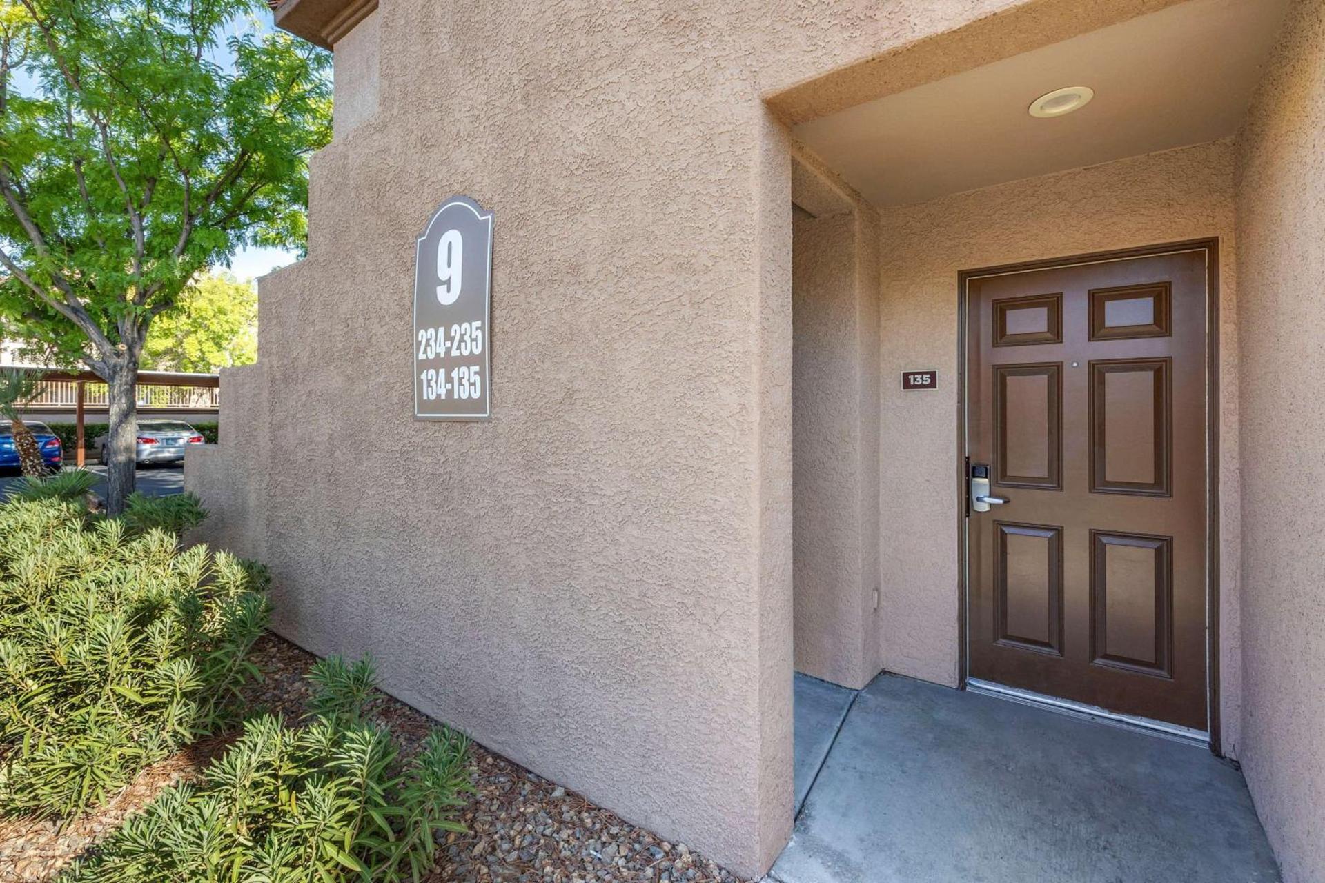 Hilton Vacation Club Desert Retreat Las Vegas photo 4