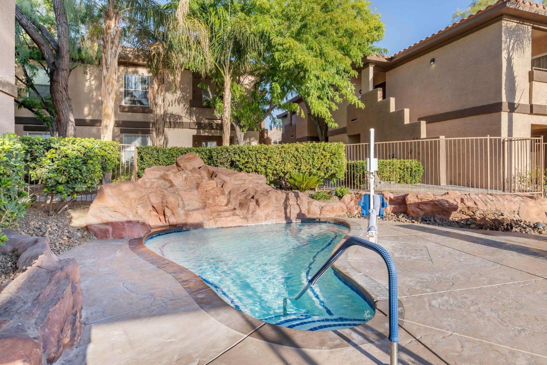 Hilton Vacation Club Desert Retreat Las Vegas photo 26