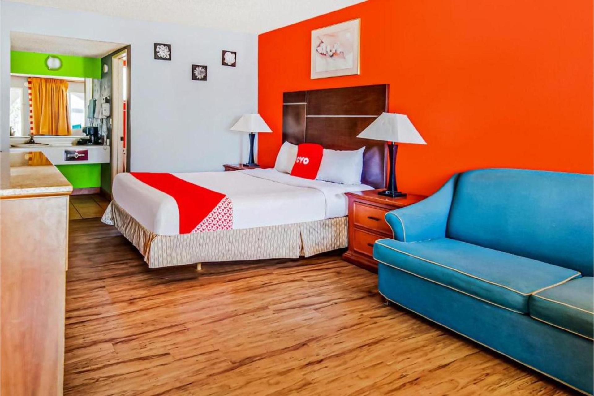 Hotel Europa Ridgecrest photo 18