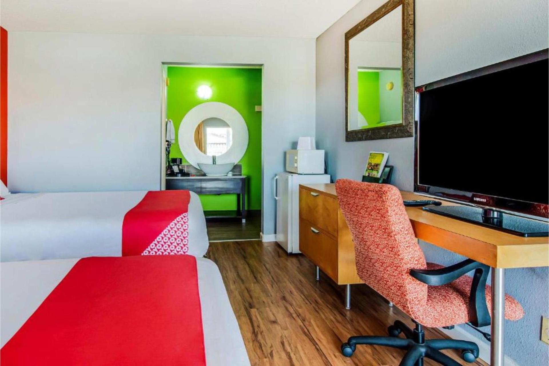 Hotel Europa Ridgecrest photo 24