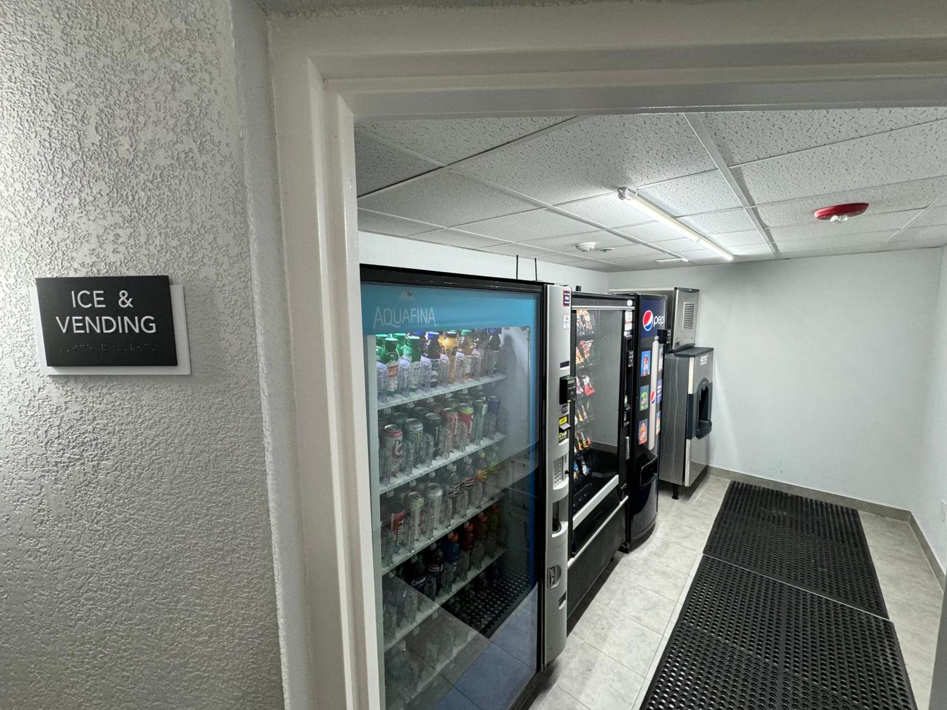 Motel 6 East Syracuse, NY - Airport photo 34