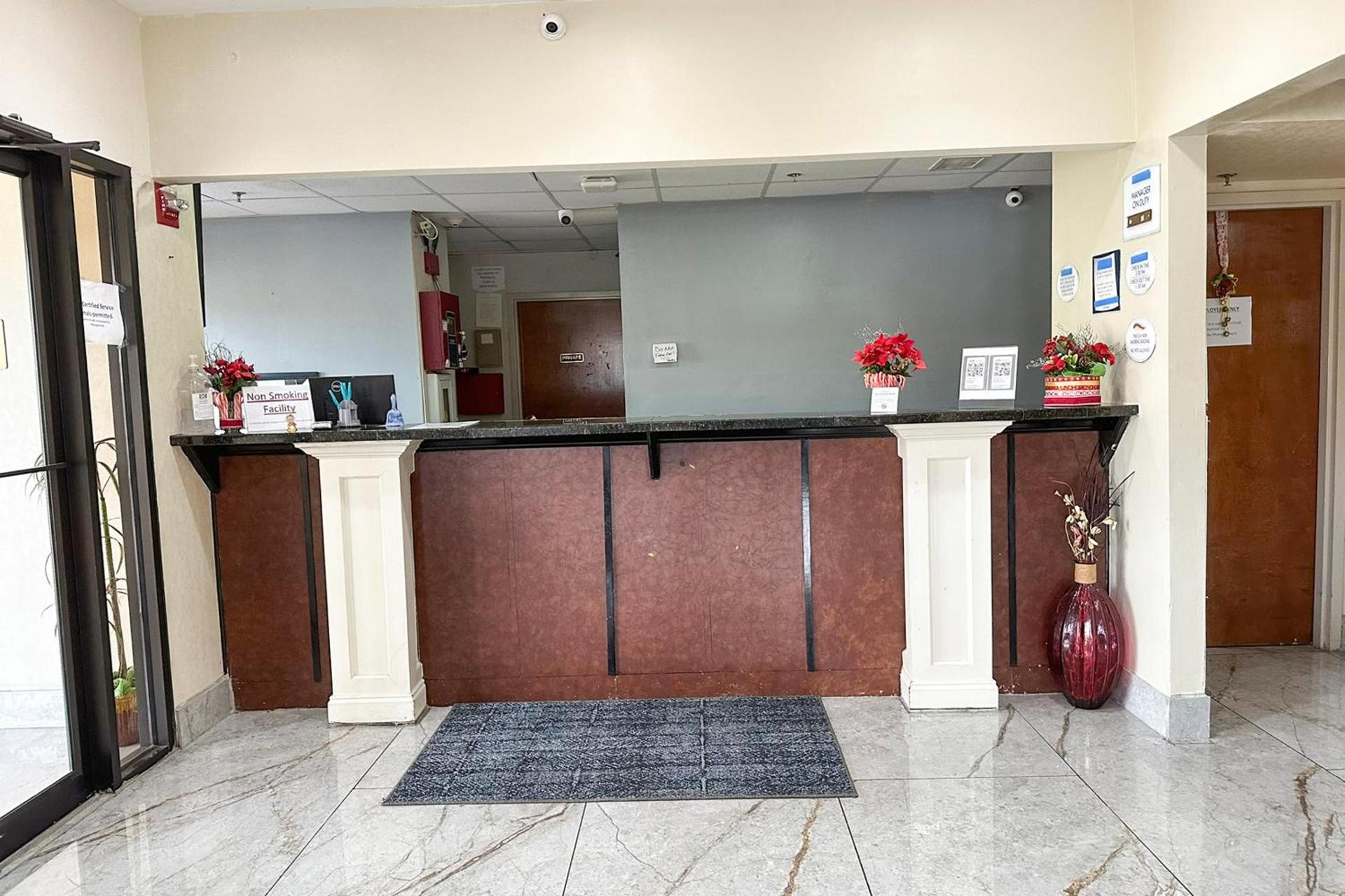 OYO Hotel Rome West GA photo 7