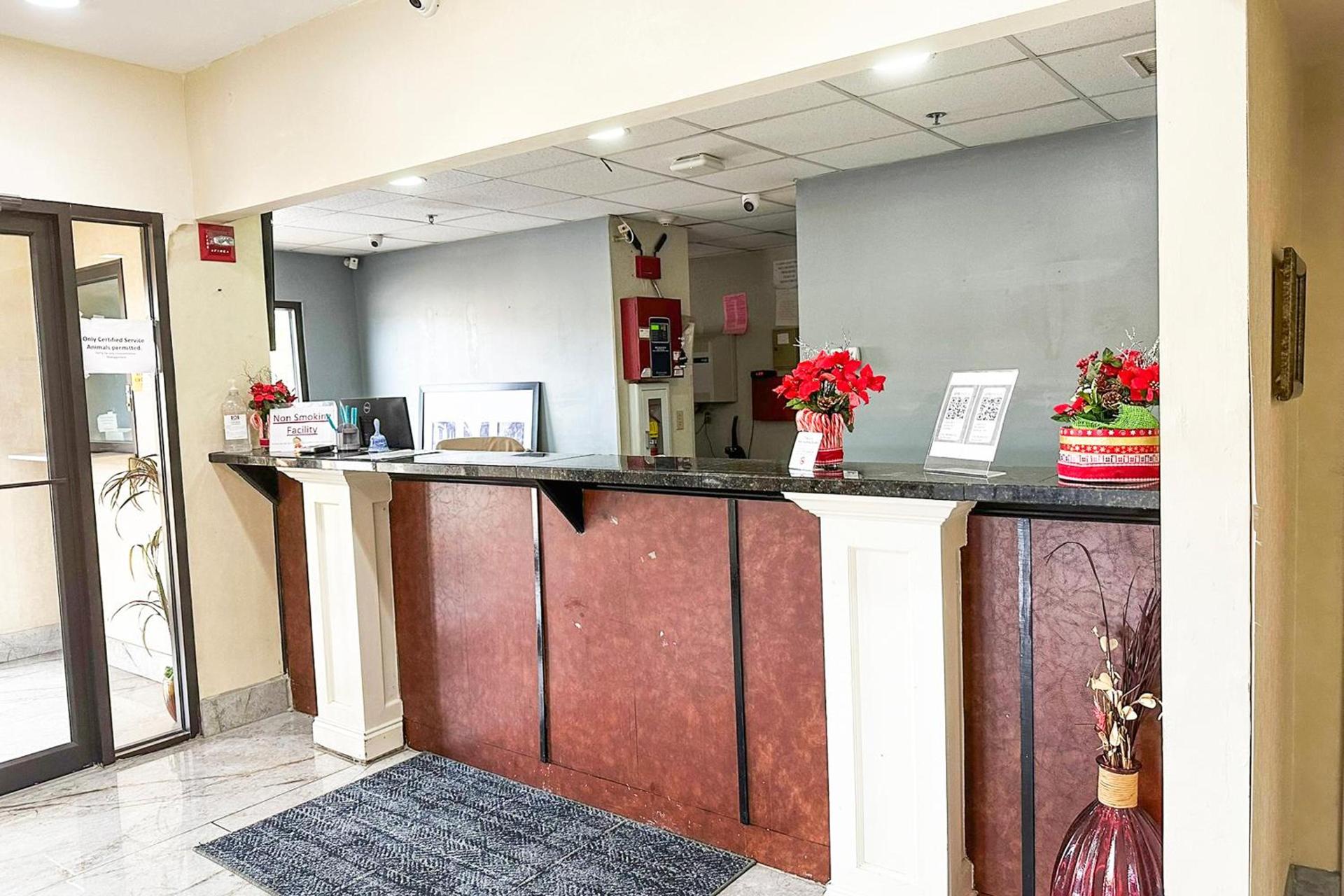 OYO Hotel Rome West GA photo 2