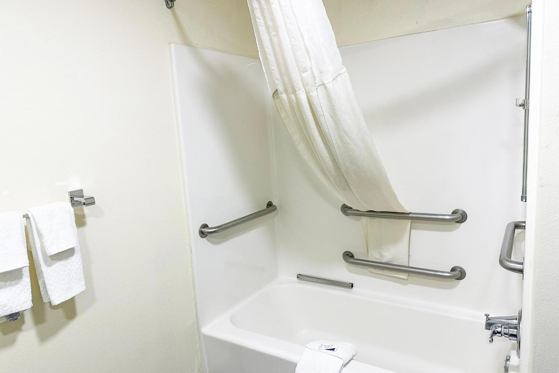 OYO Hotel Rome West GA photo 40