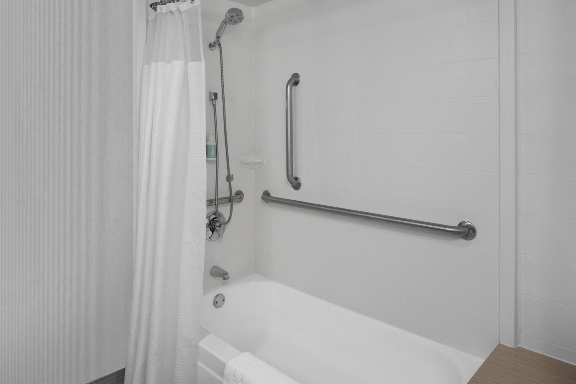 Courtyard by Marriott Cypress Anaheim / Orange County photo 49