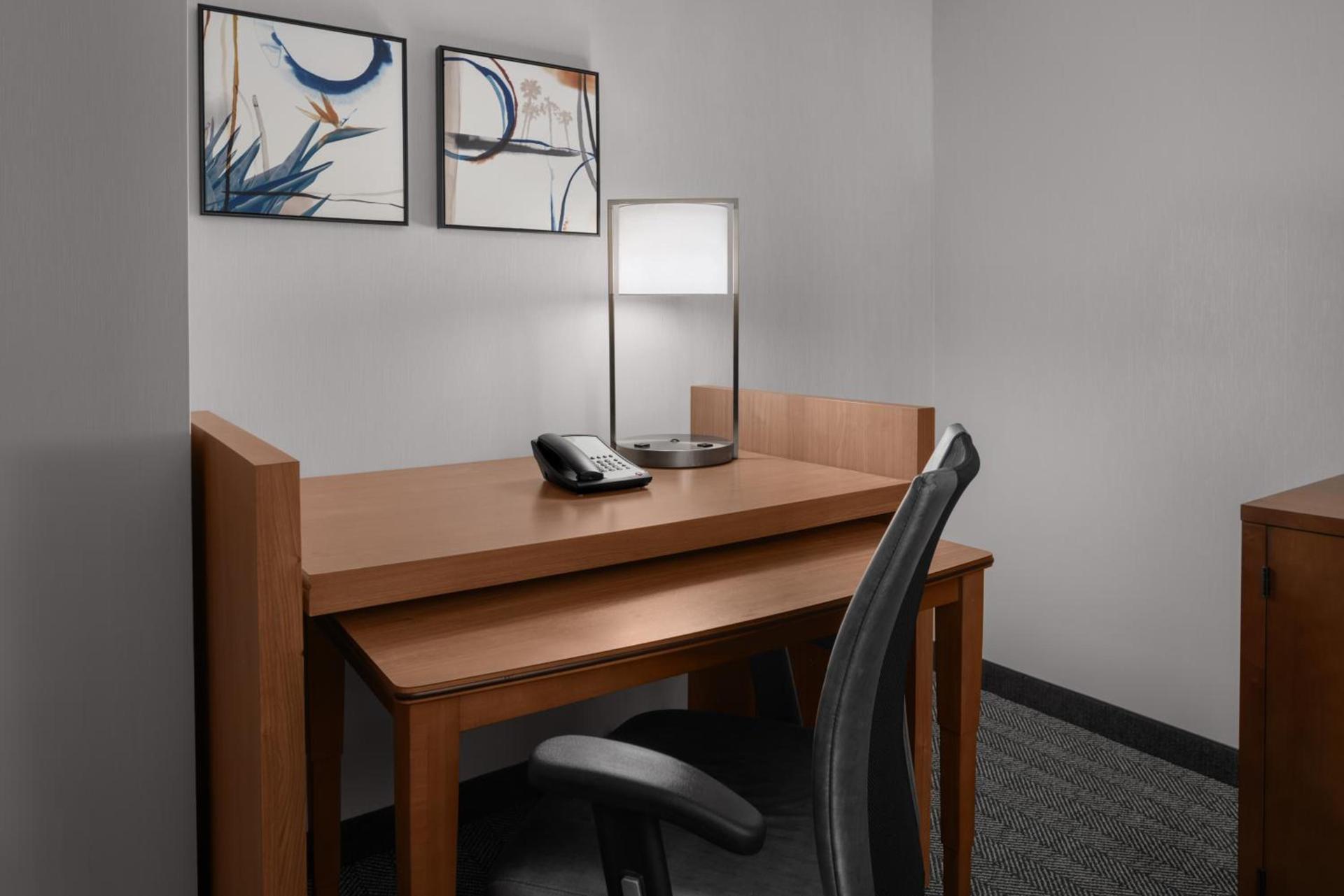 Courtyard by Marriott Cypress Anaheim / Orange County photo 55
