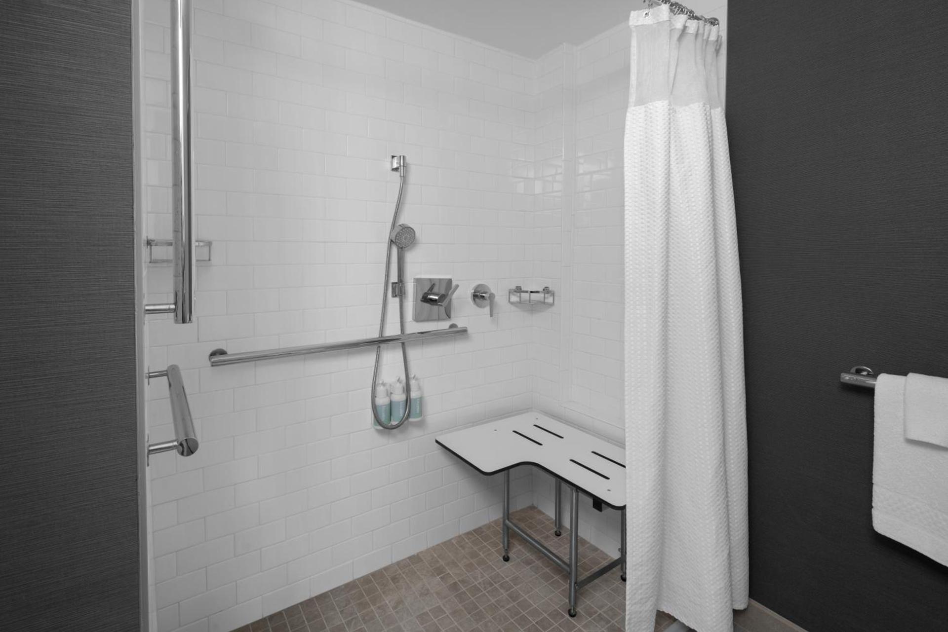 Courtyard by Marriott Cypress Anaheim / Orange County photo 58