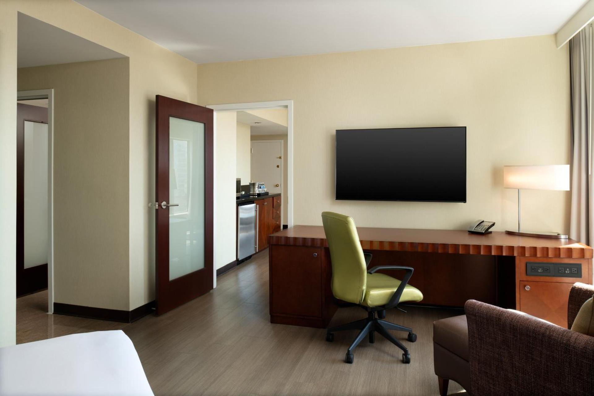 Hilton Charlotte Uptown photo 51