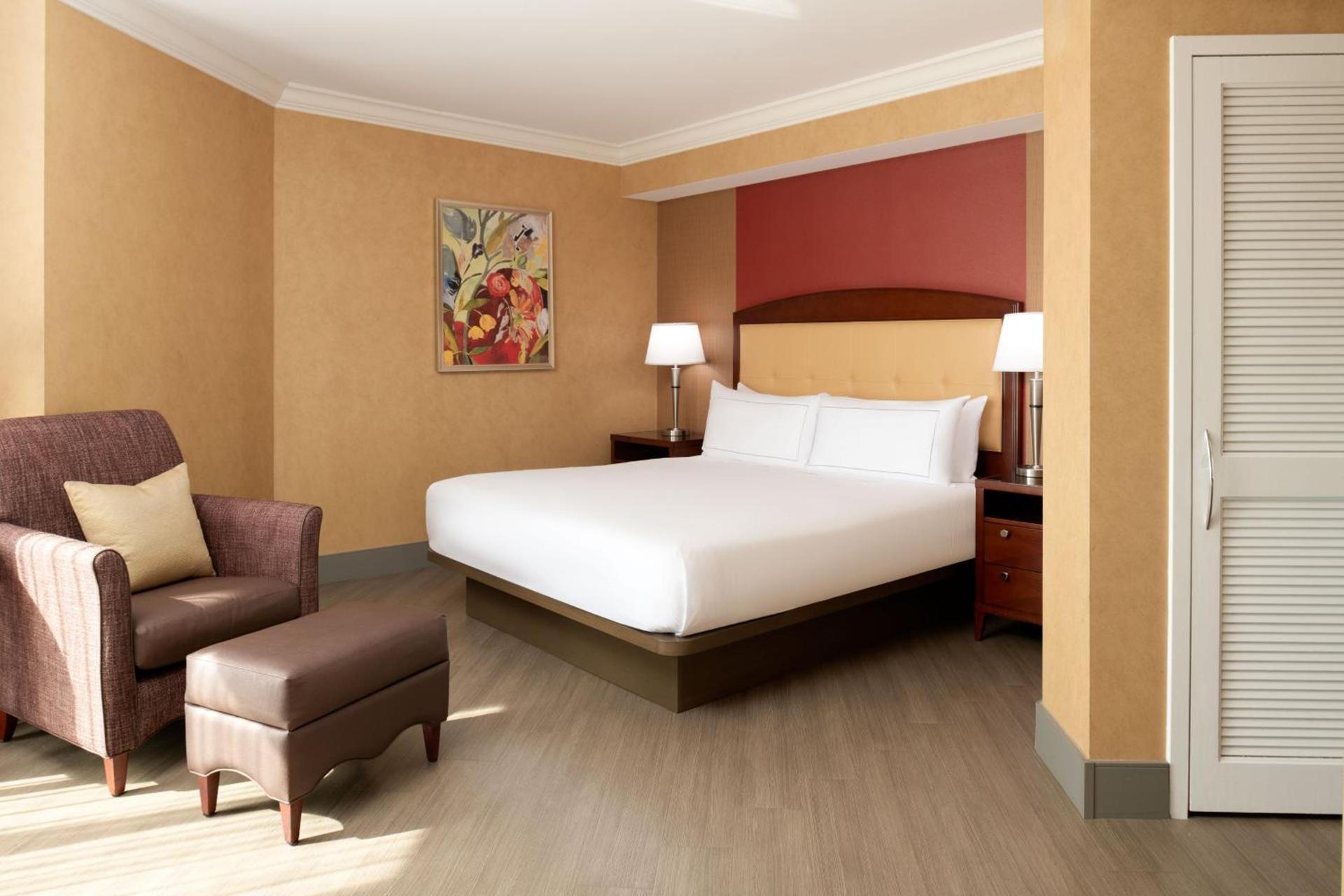 Hilton Charlotte Uptown photo 56