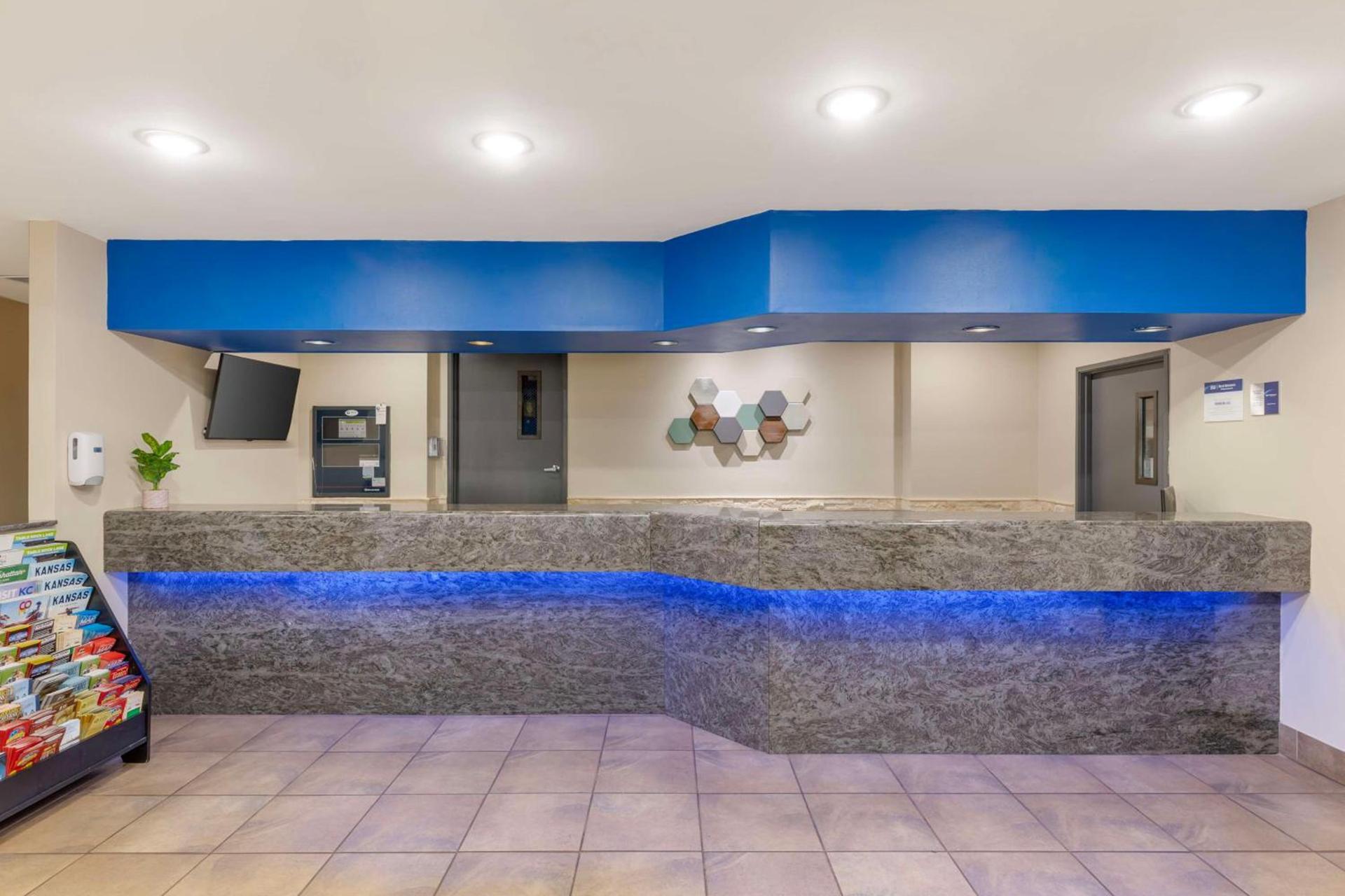 Best Western St. Louis Inn photo 11