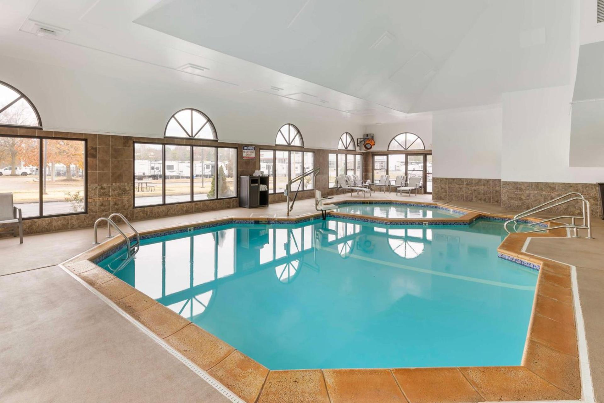 Best Western St. Louis Inn photo 33