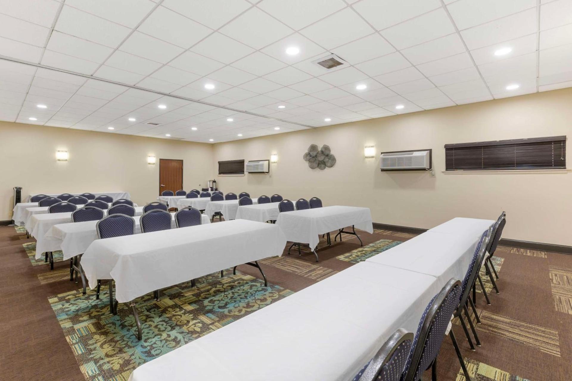Best Western St. Louis Inn photo 45