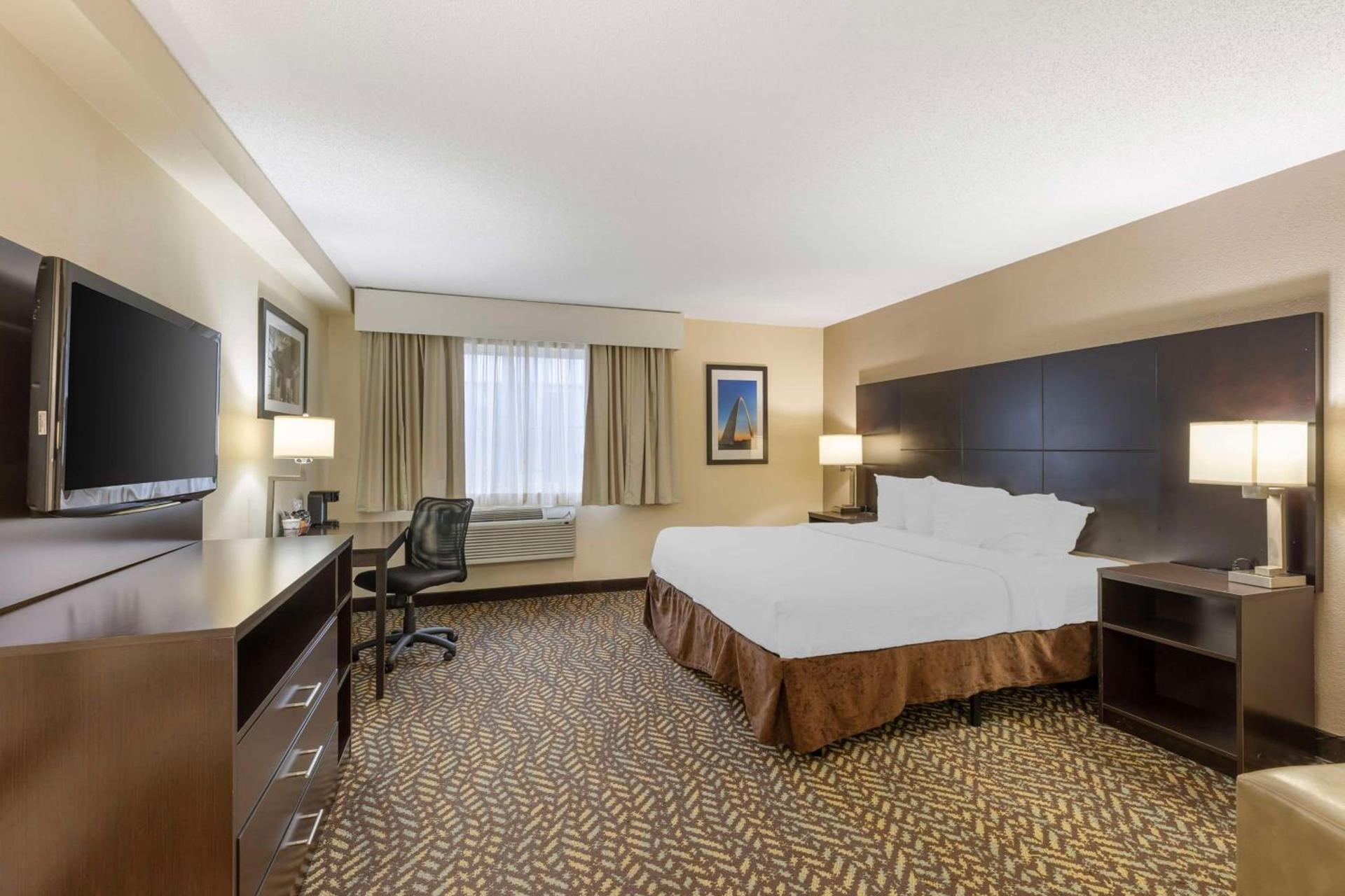 Best Western St. Louis Inn photo 14