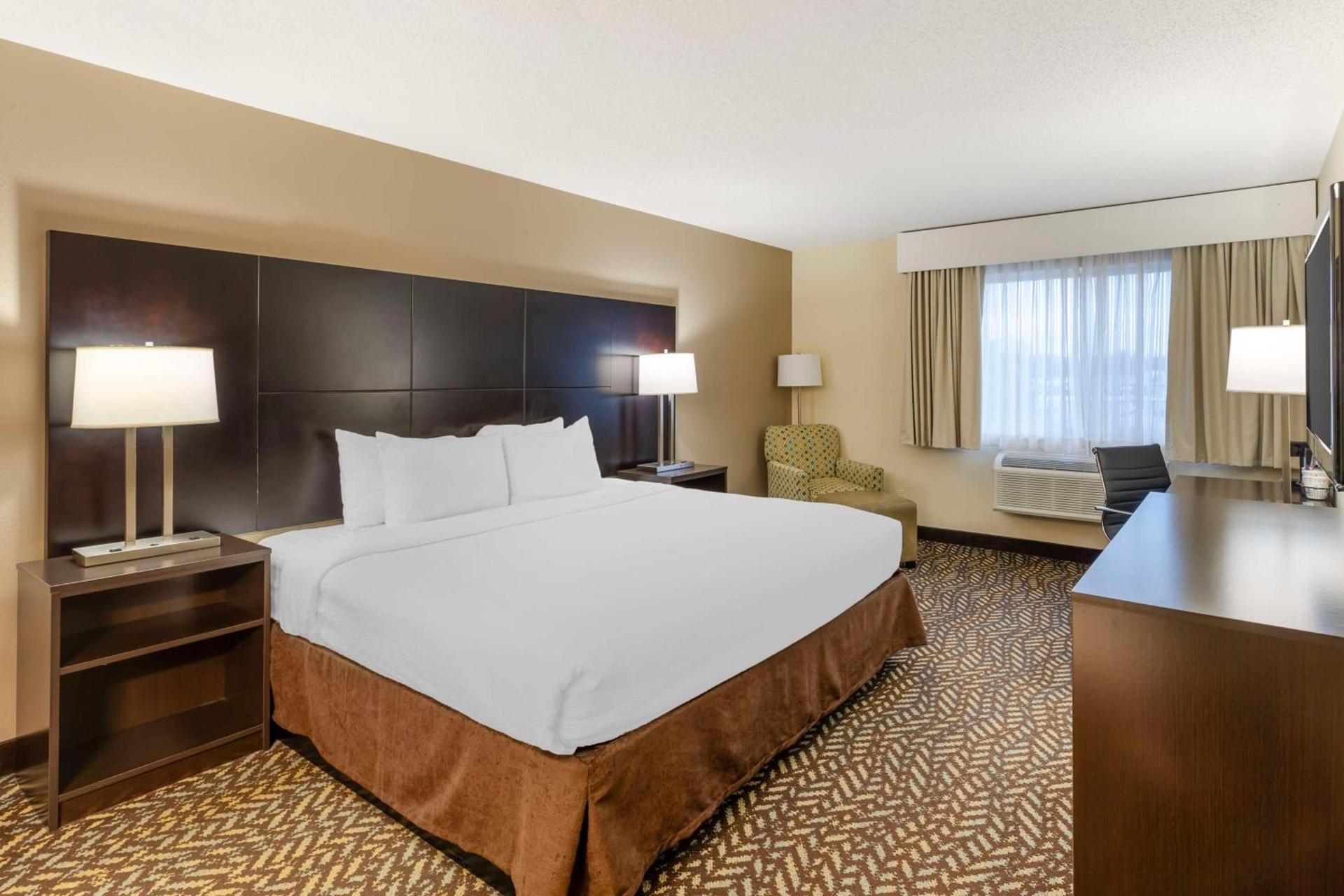 Best Western St. Louis Inn photo 28