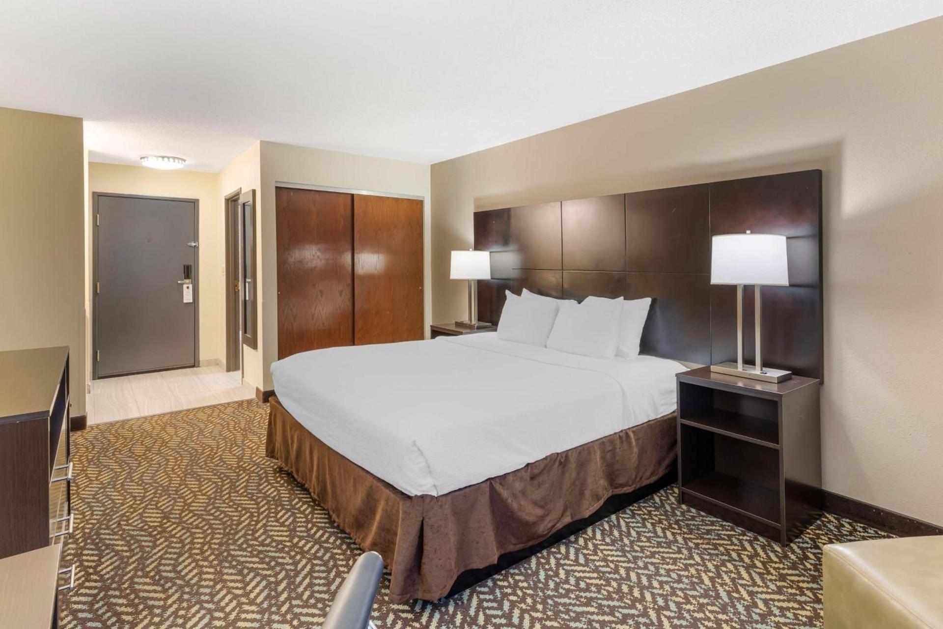Best Western St. Louis Inn photo 24