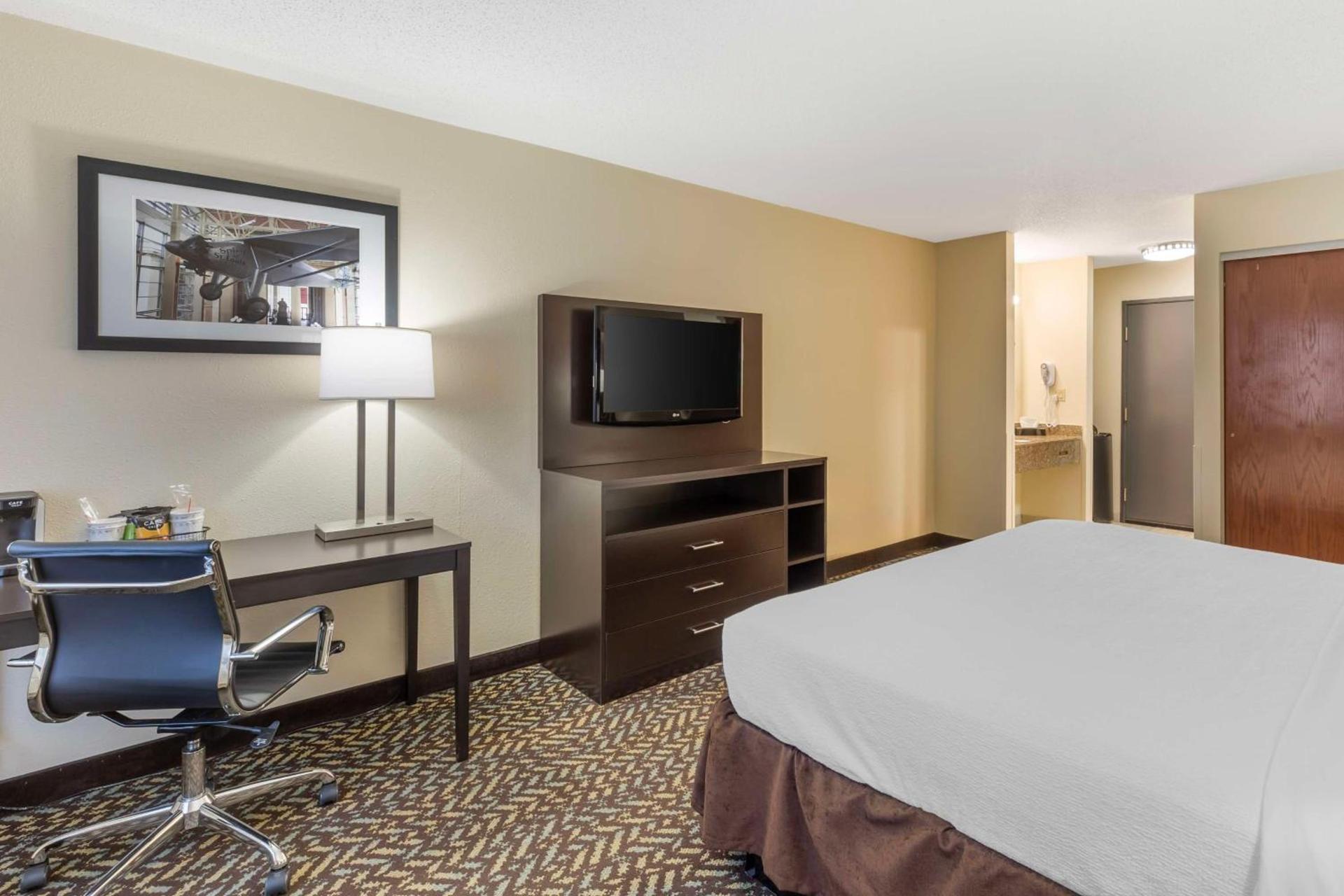Best Western St. Louis Inn photo 29