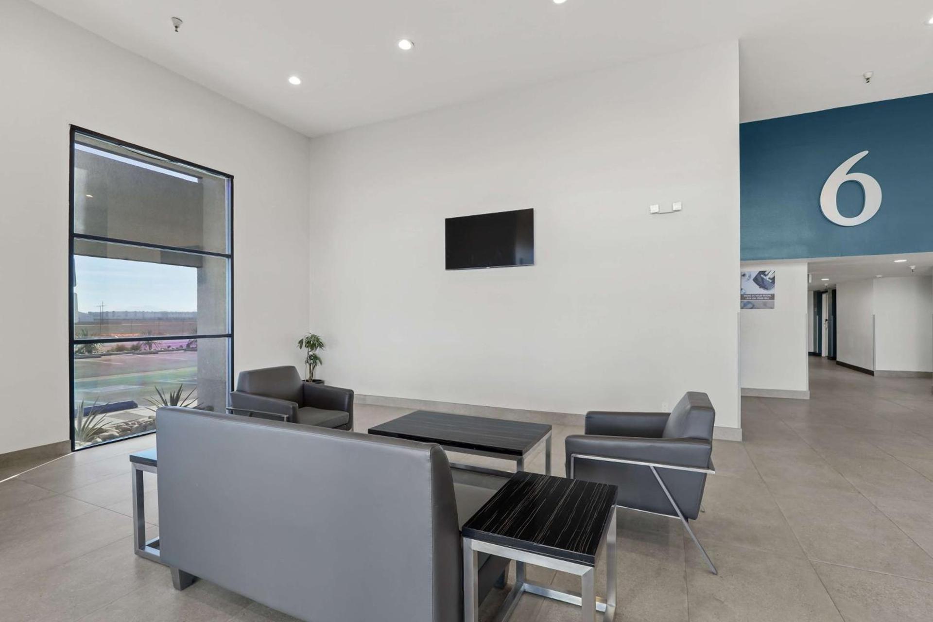 Studio 6 Suites Perris, CA photo 6