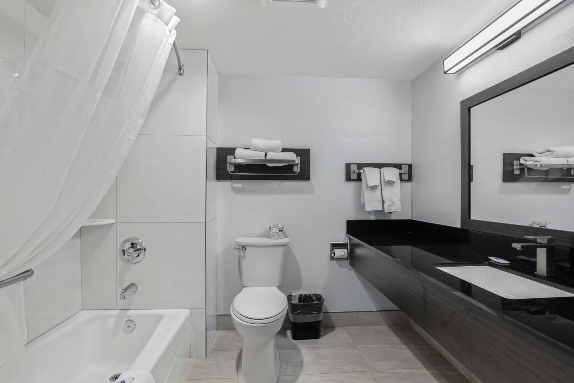 Studio 6 Suites Perris, CA photo 19