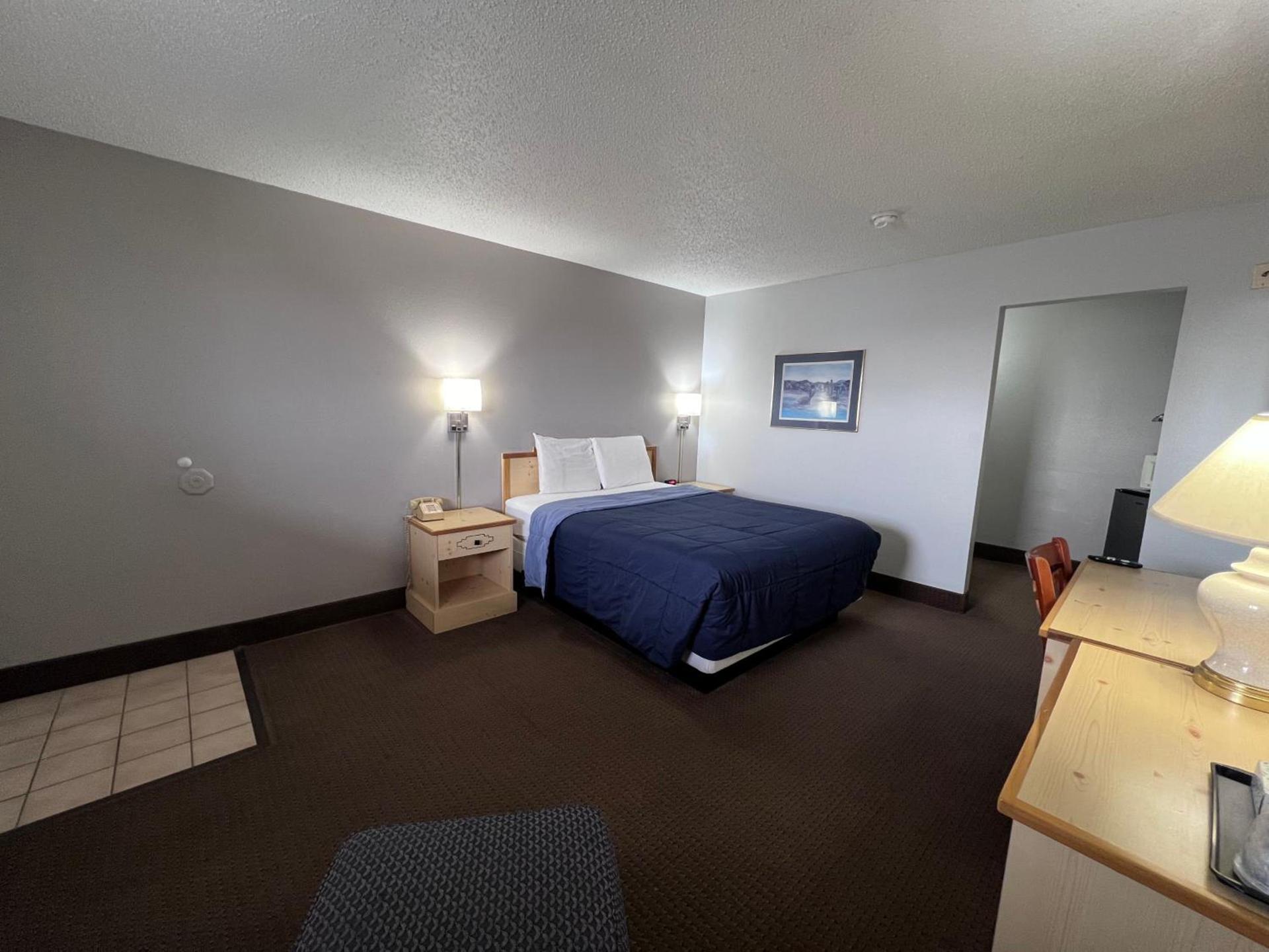 Regency Inn photo 17