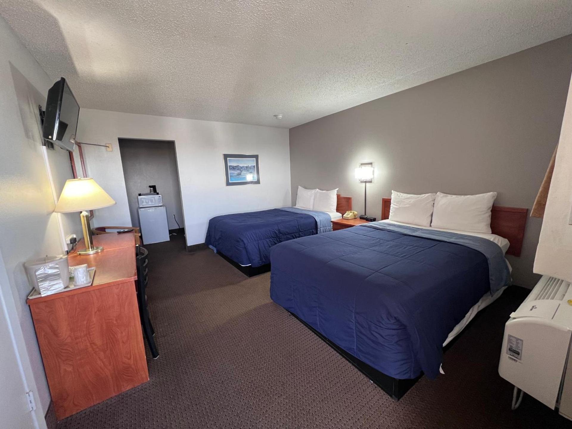 Regency Inn photo 21