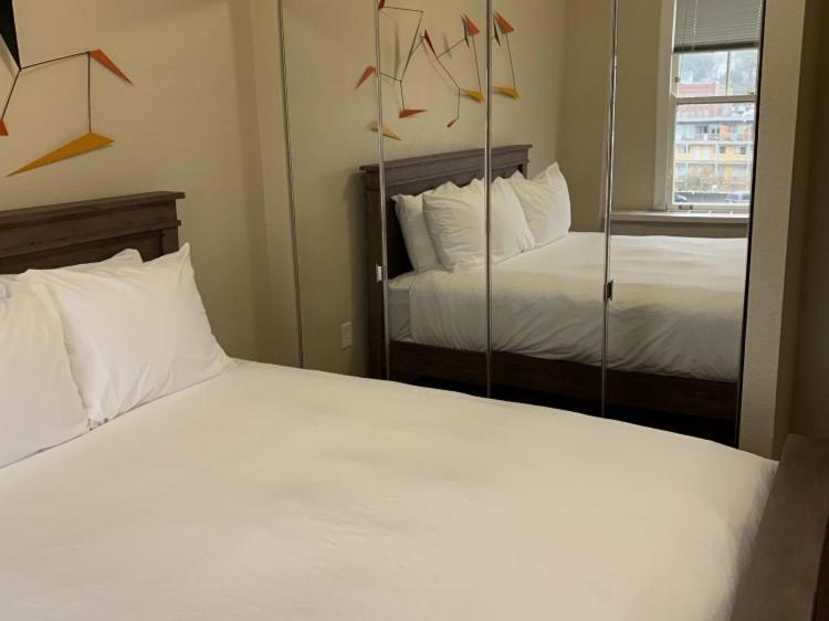 Hotel Leo photo 34