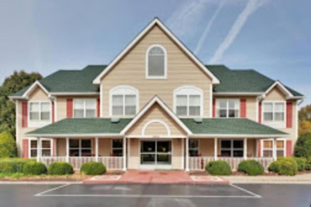 Radiant Inn and Suites — hotel in Murfreesboro