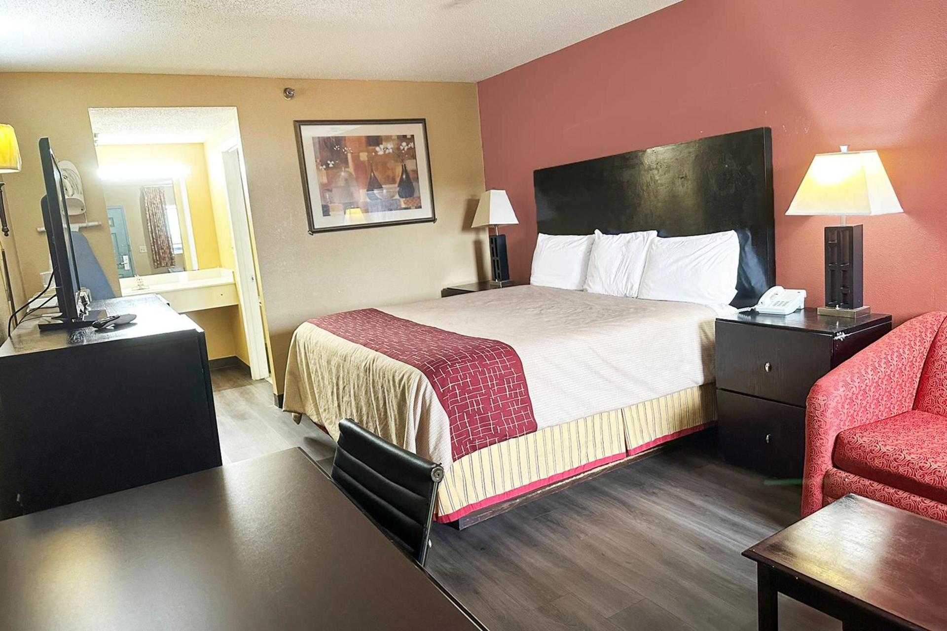 Garden Inn & Suites photo 2