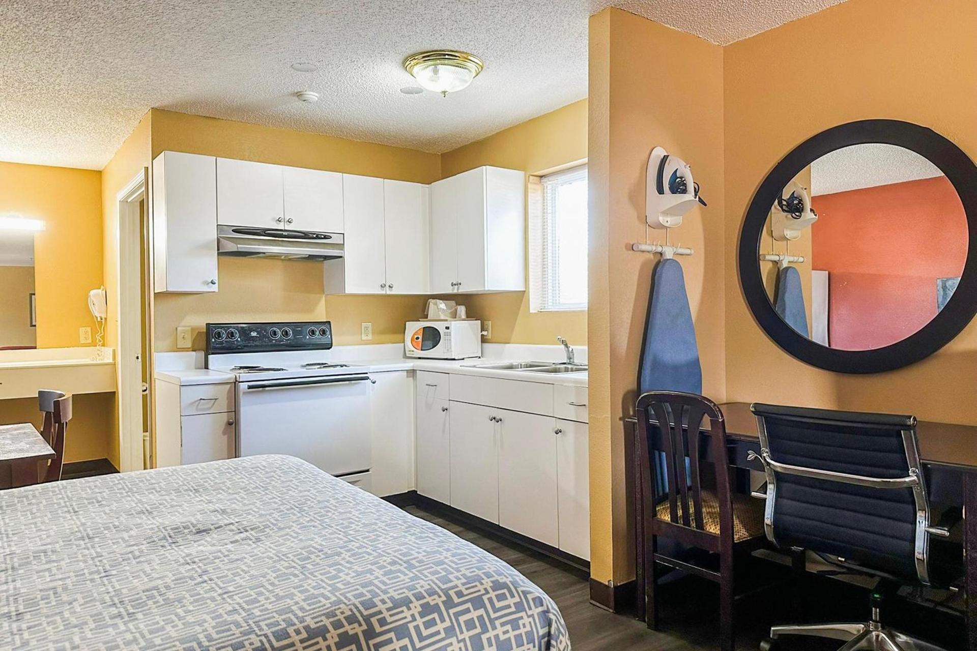 Garden Inn & Suites photo 5