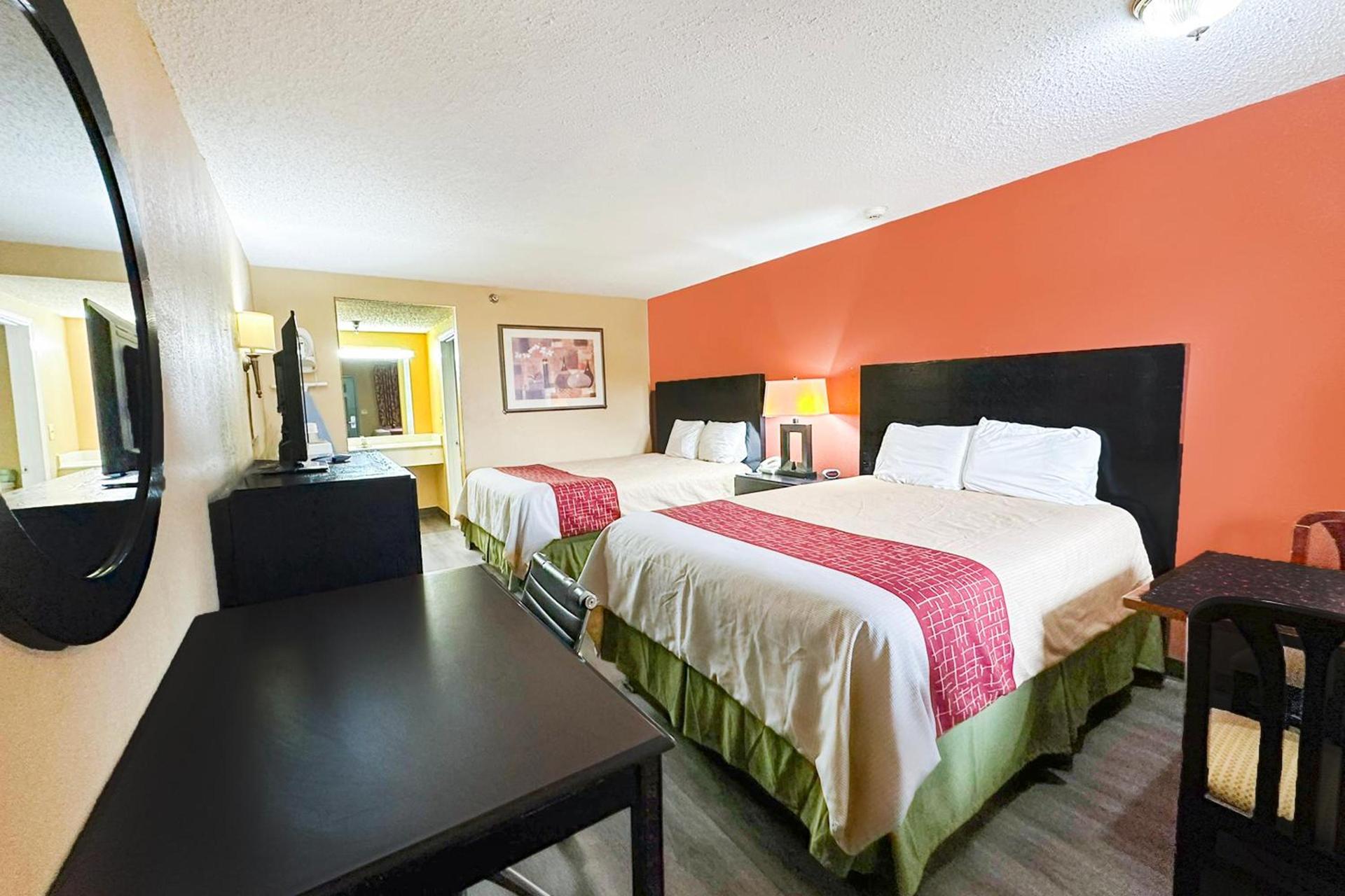 Garden Inn & Suites photo 18
