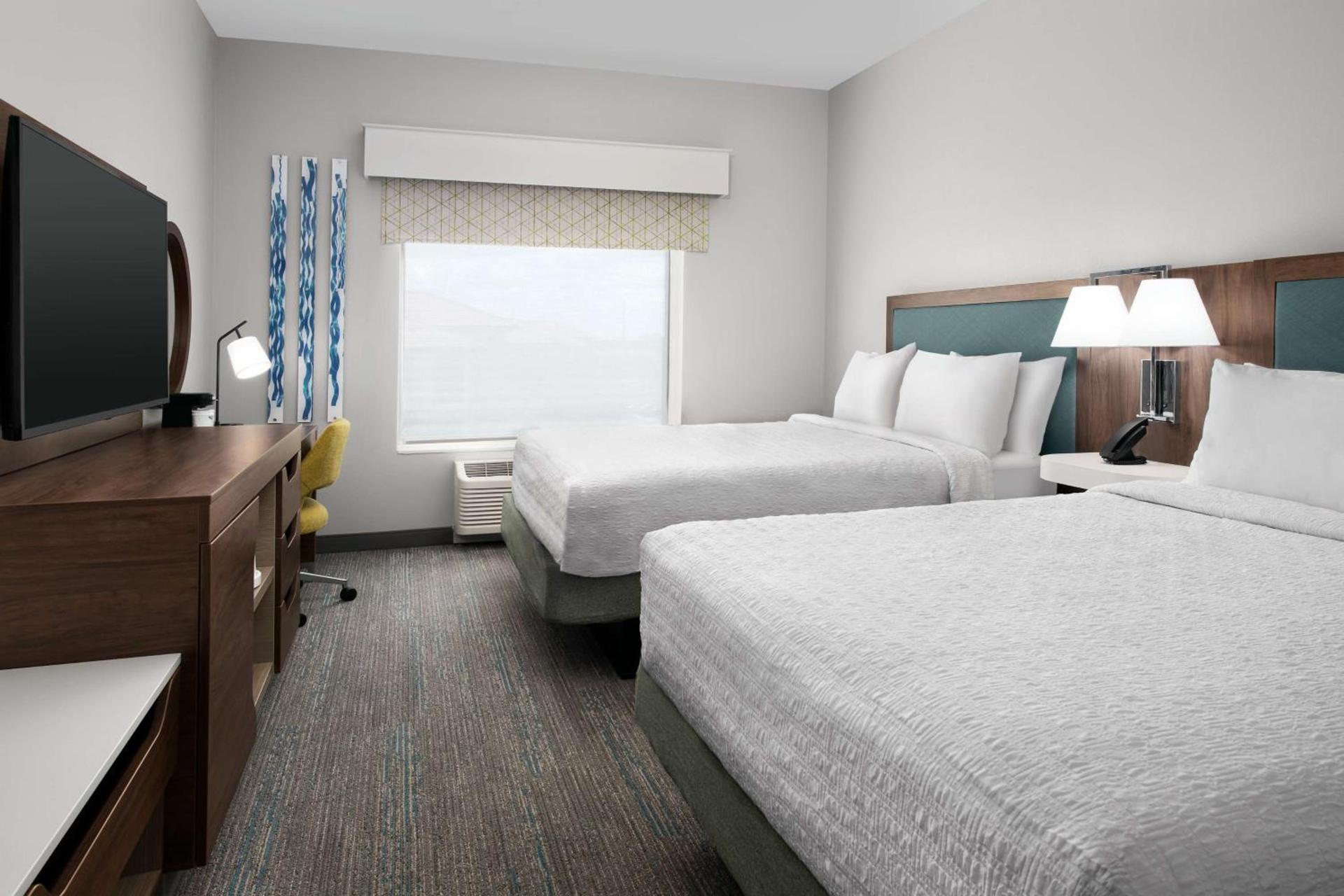 Hampton Inn Orlando Southeast Nona photo 17