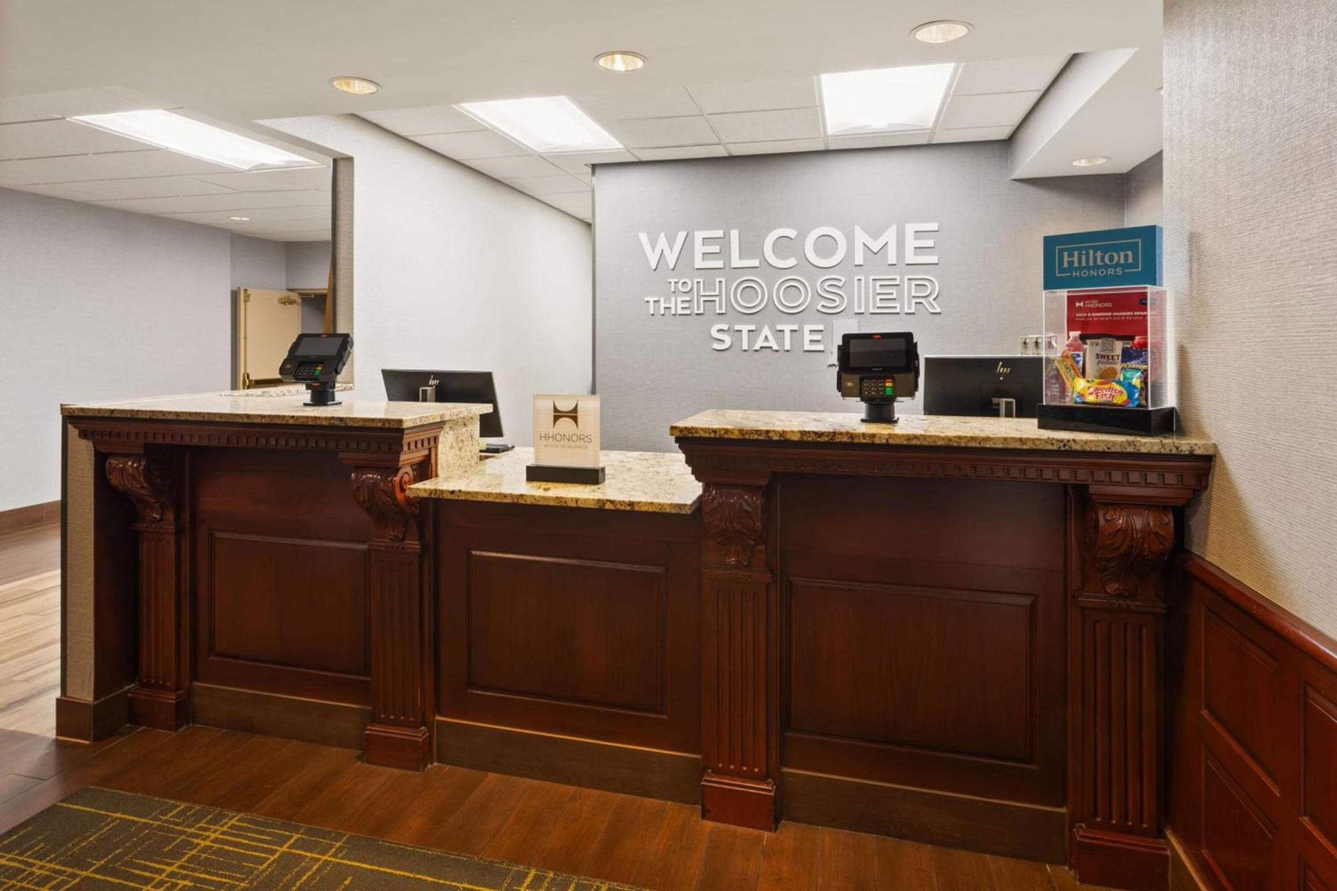 Hampton Inn & Suites Scottsburg photo 5