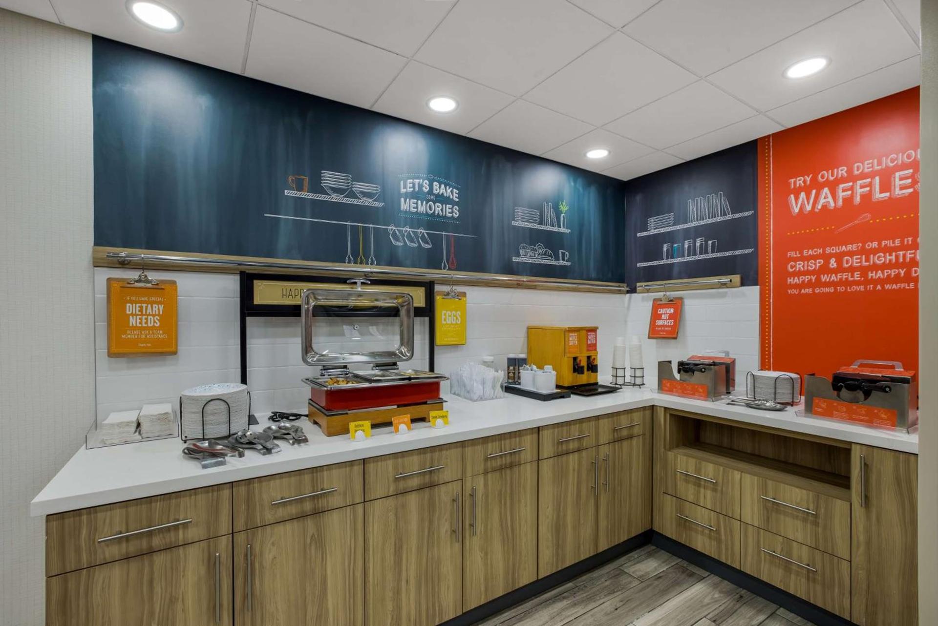 Hampton Inn Linden photo 10