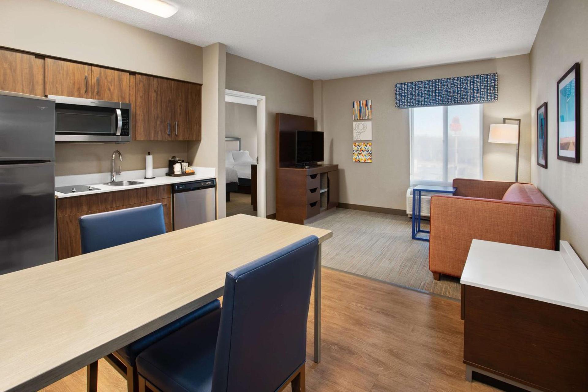 Hampton Inn & Suites Scottsburg photo 18