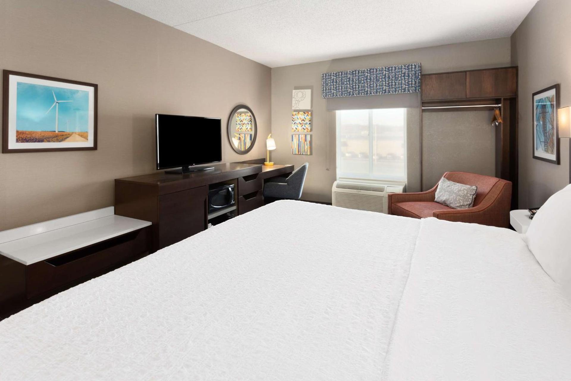 Hampton Inn & Suites Scottsburg photo 19