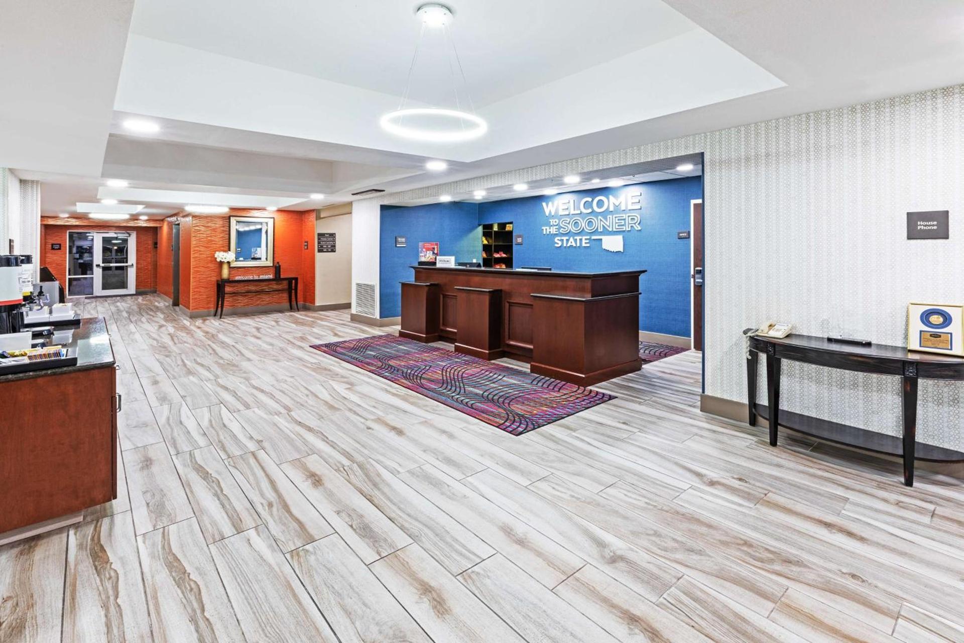 Hampton Inn Miami, Oklahoma photo 8