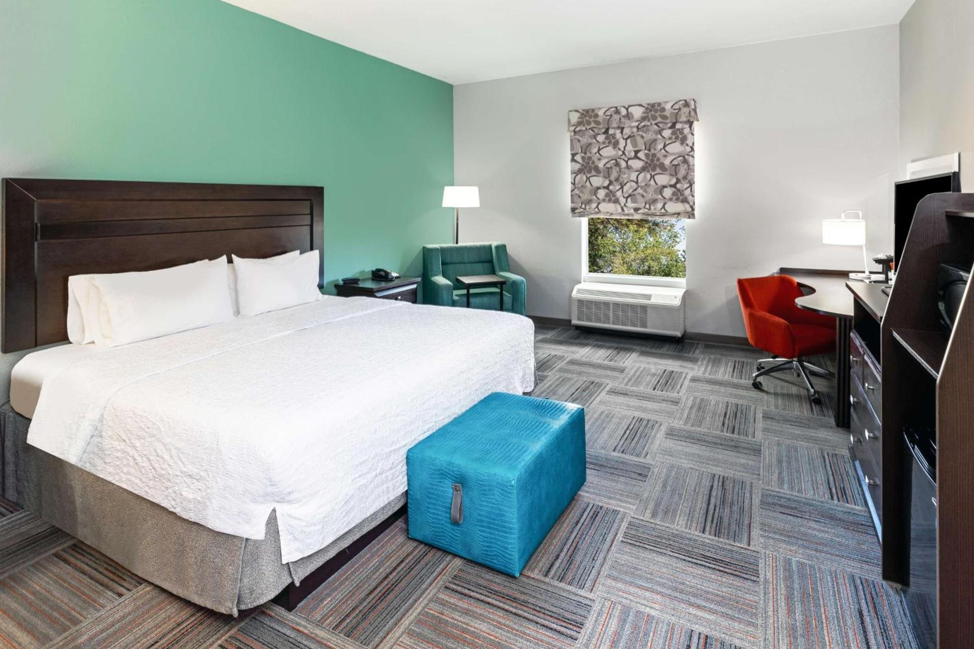 Hampton Inn Miami, Oklahoma photo 32