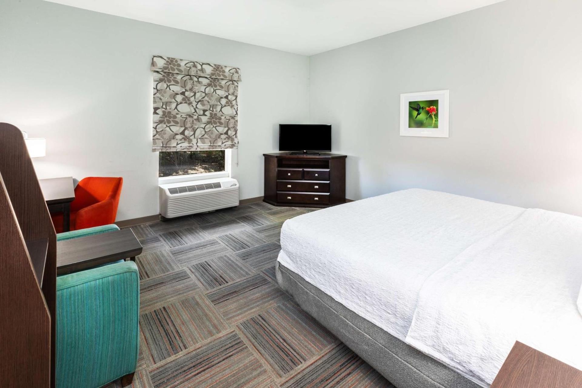 Hampton Inn Miami, Oklahoma photo 39