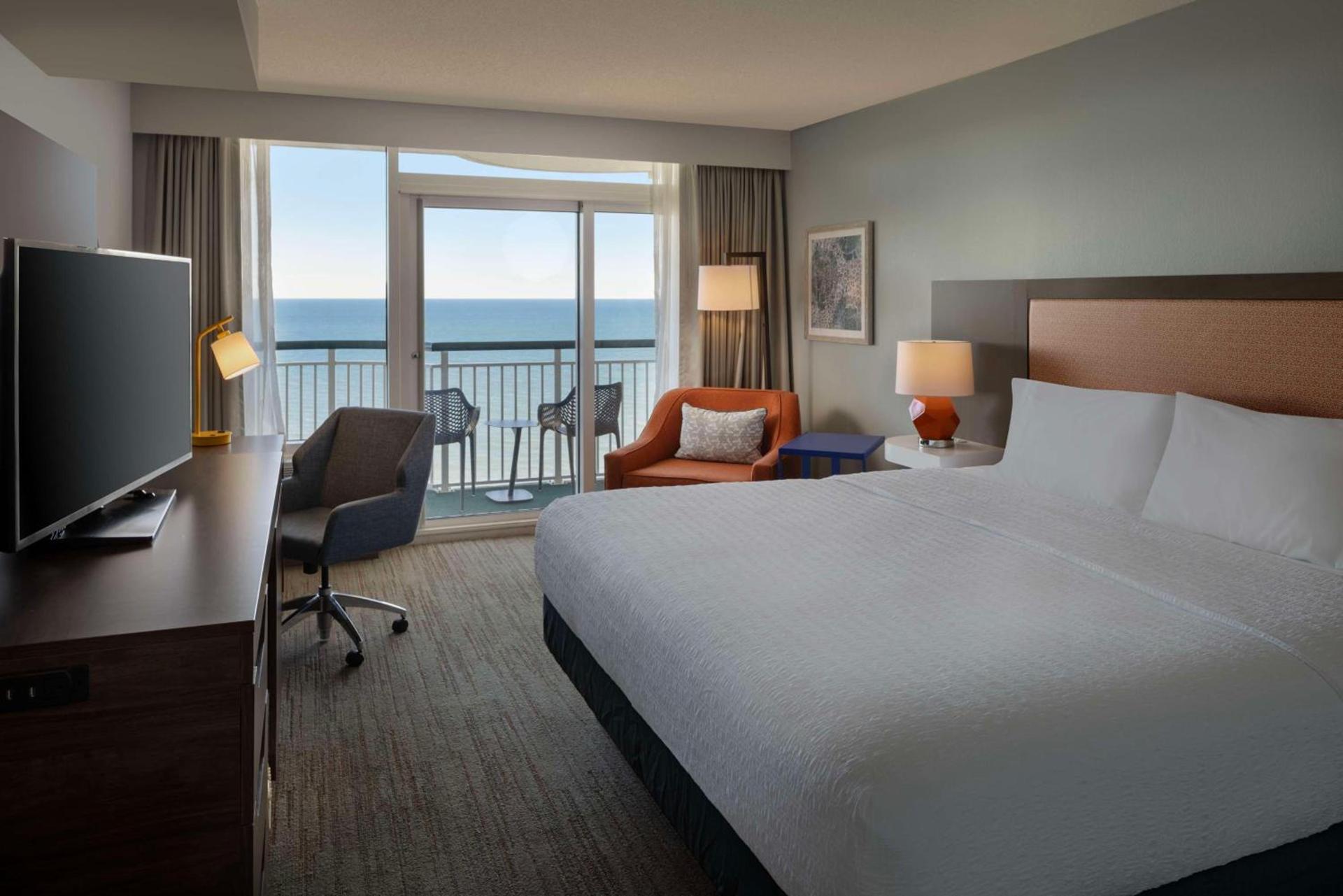 Hampton Inn & Suites Myrtle Beach Oceanfront photo 40