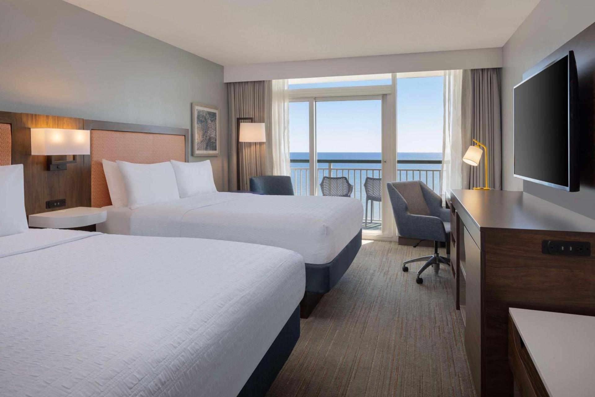 Hampton Inn & Suites Myrtle Beach Oceanfront photo 42