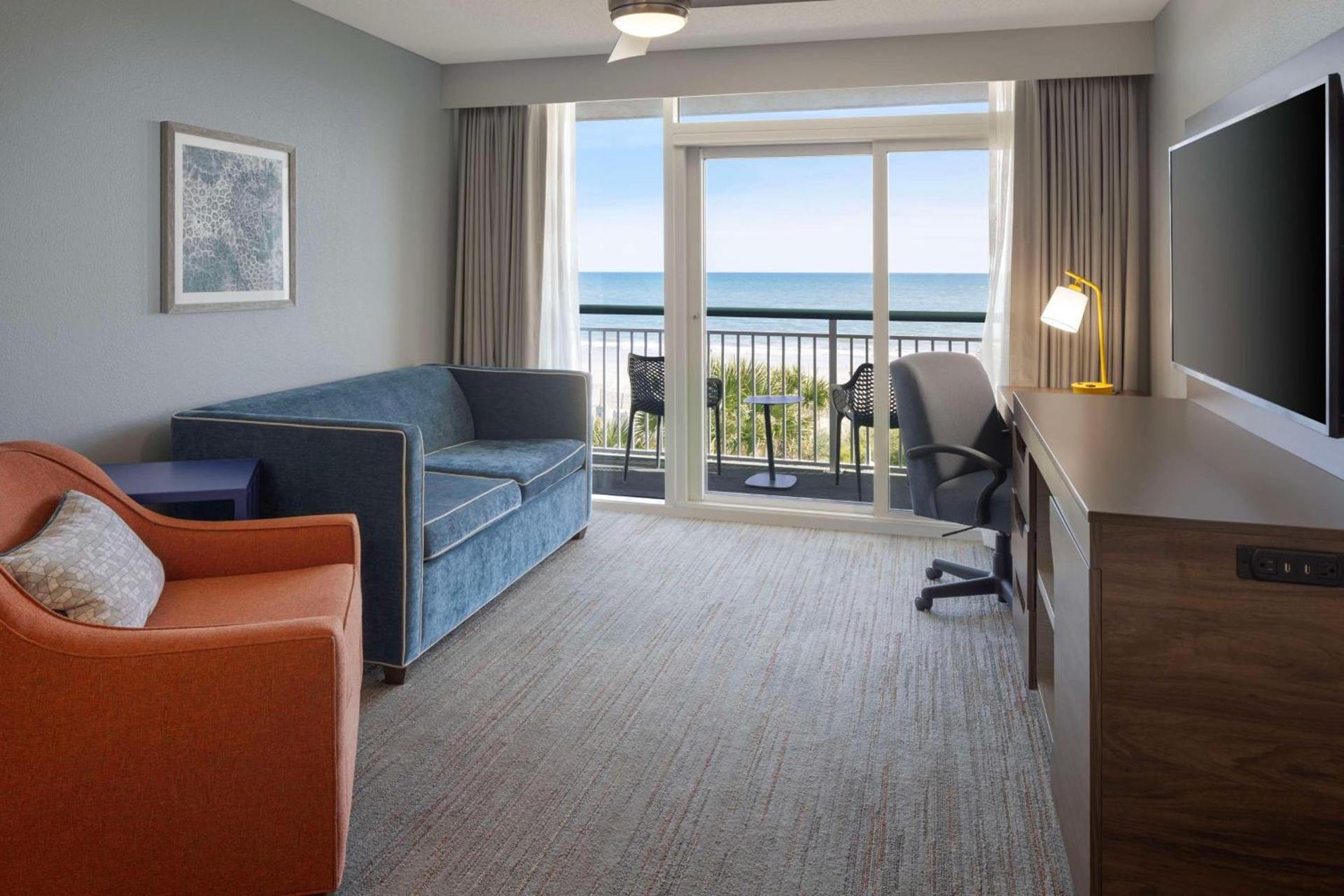 Hampton Inn & Suites Myrtle Beach Oceanfront photo 49