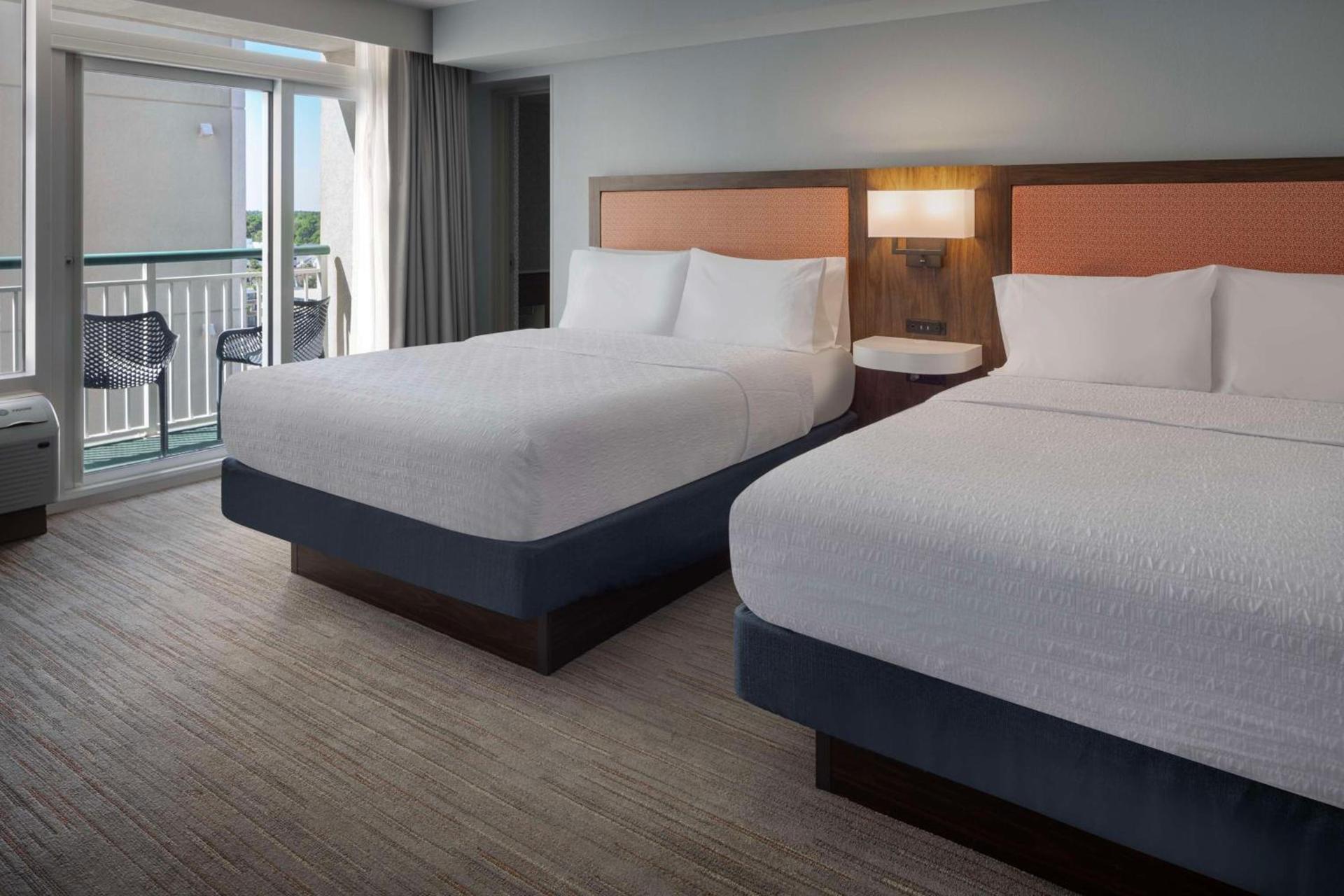 Hampton Inn & Suites Myrtle Beach Oceanfront photo 51
