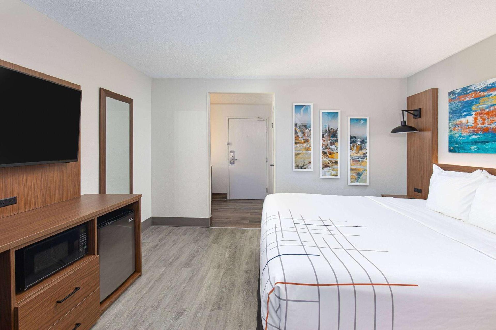 La Quinta by Wyndham Nashville Airport photo 16
