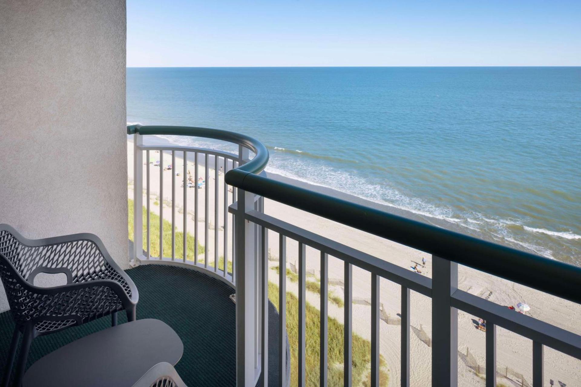 Hampton Inn & Suites Myrtle Beach Oceanfront photo 59