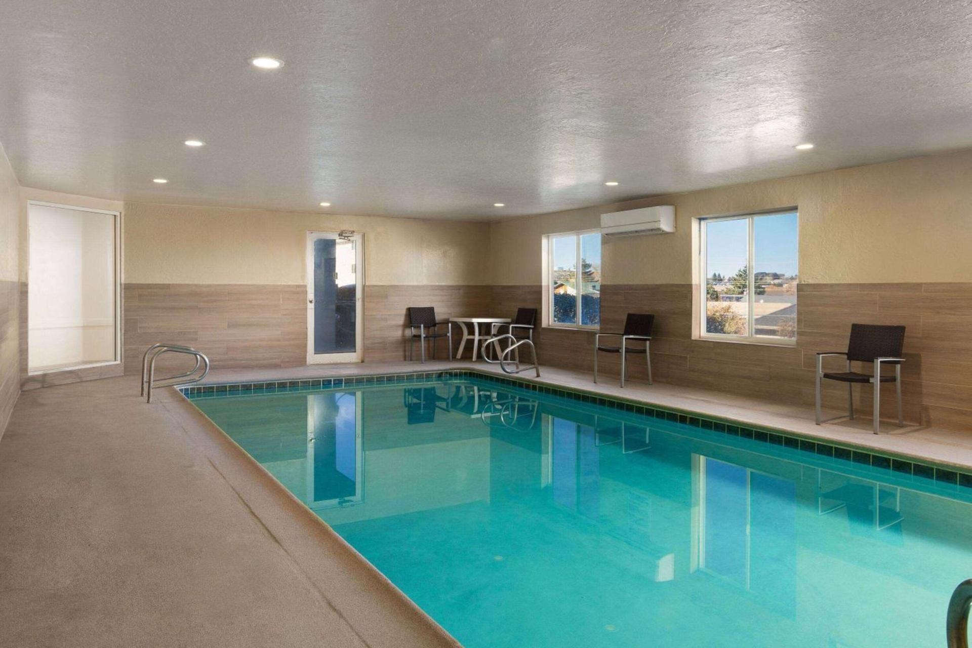 Wingate by Wyndham Cedar City photo 28