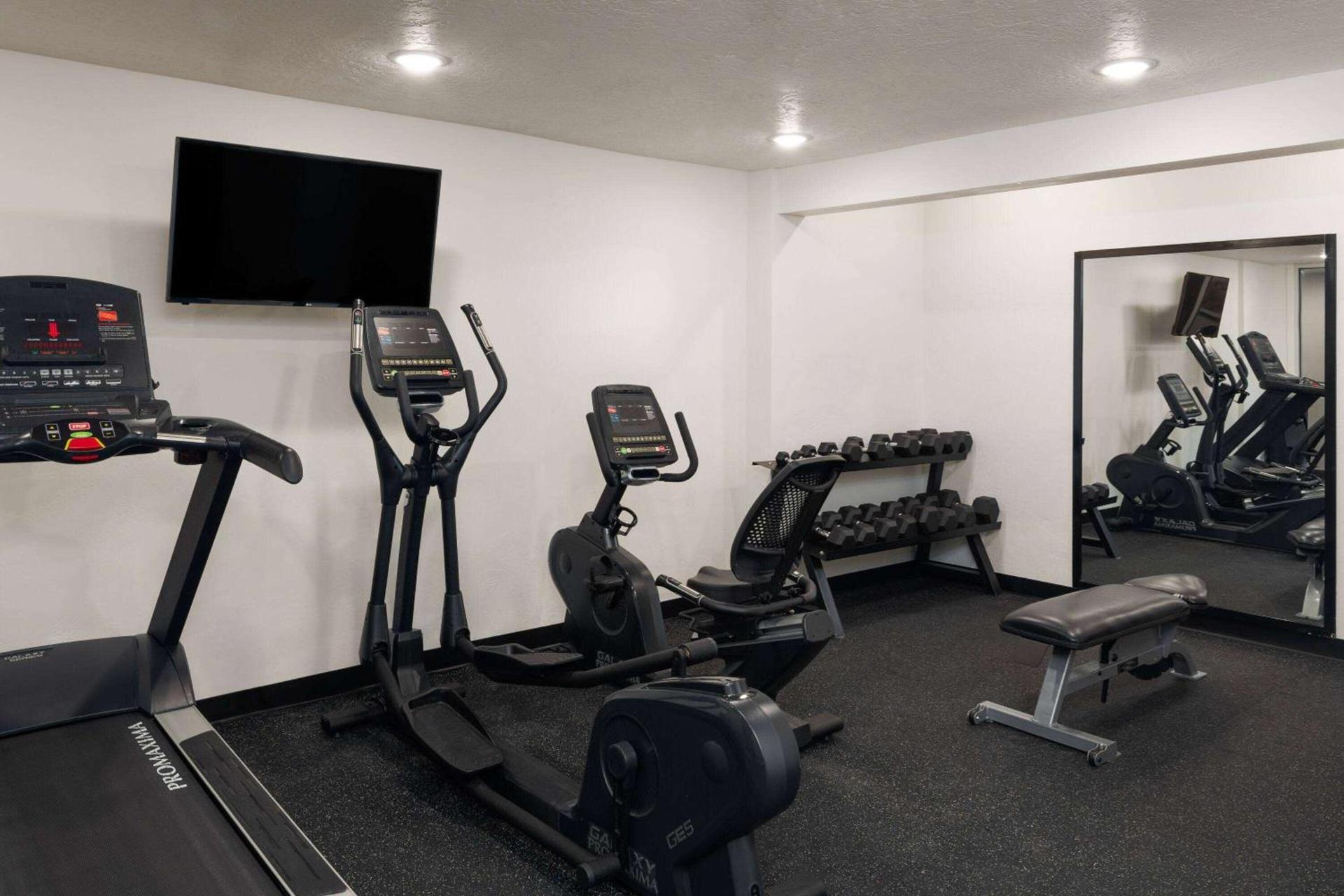 Wingate by Wyndham Cedar City photo 8