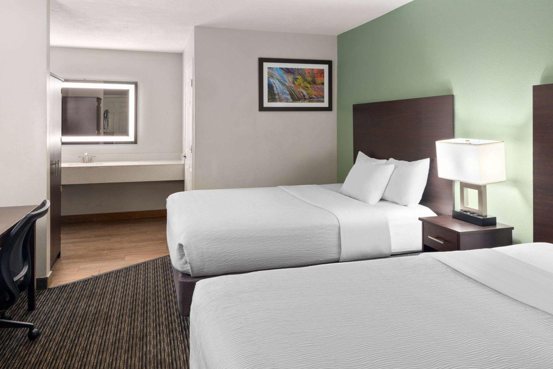 Wingate by Wyndham Cedar City photo 35