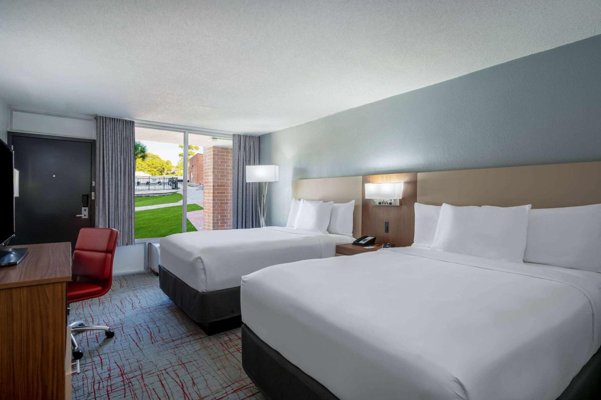 Wyndham Garden Columbia-Ft Jackson photo 14