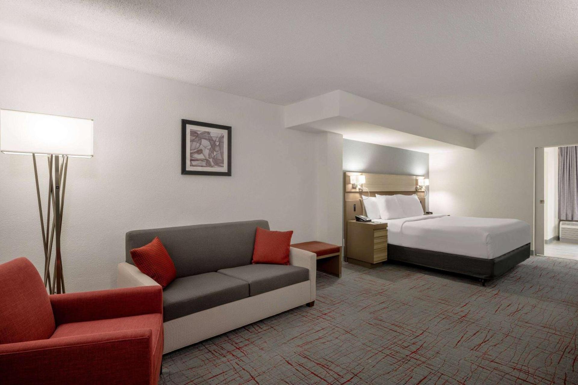 Wyndham Garden Columbia-Ft Jackson photo 17